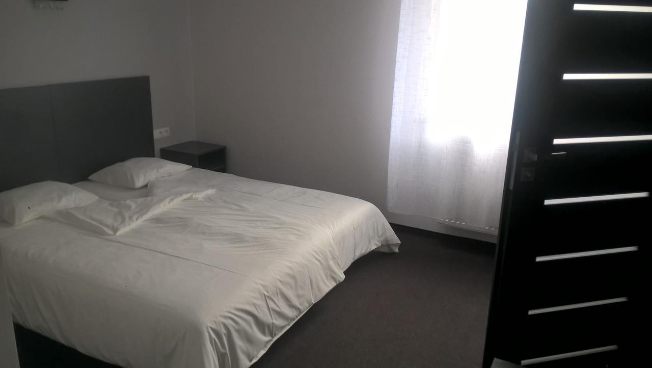 Essenza Party Center Bed & Breakfast Swidnica  Exterior photo